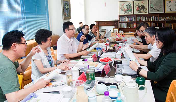 靳光瑾等著名教育专家参加《中医药文化中小学生读本》内容研讨会